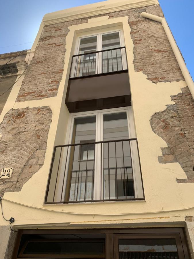 Bajo Interior Sin Ventana En Barri Port Maritim Lejlighed Tarragona Eksteriør billede